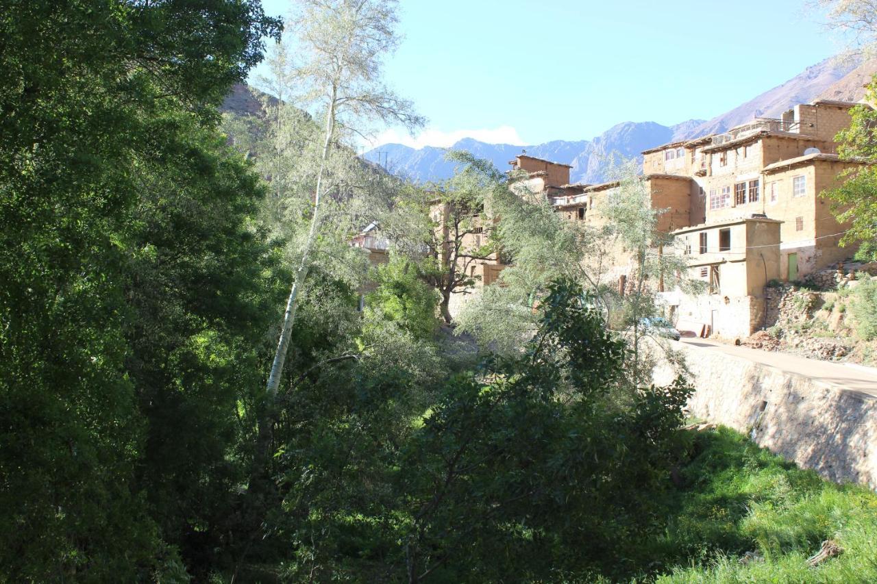 Auberge Toubkal Amsouzart Aitst Idar Tizgui Eksteriør bilde