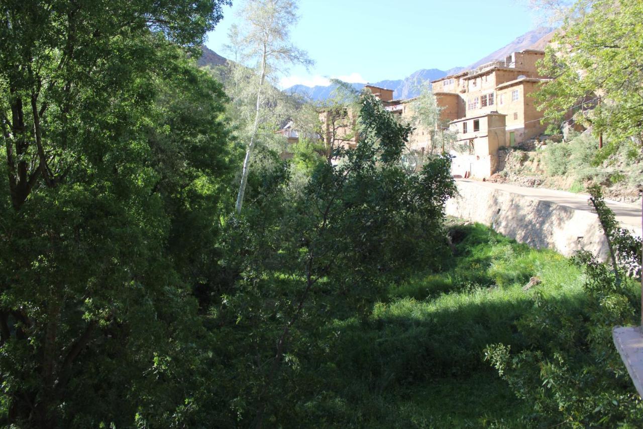 Auberge Toubkal Amsouzart Aitst Idar Tizgui Eksteriør bilde